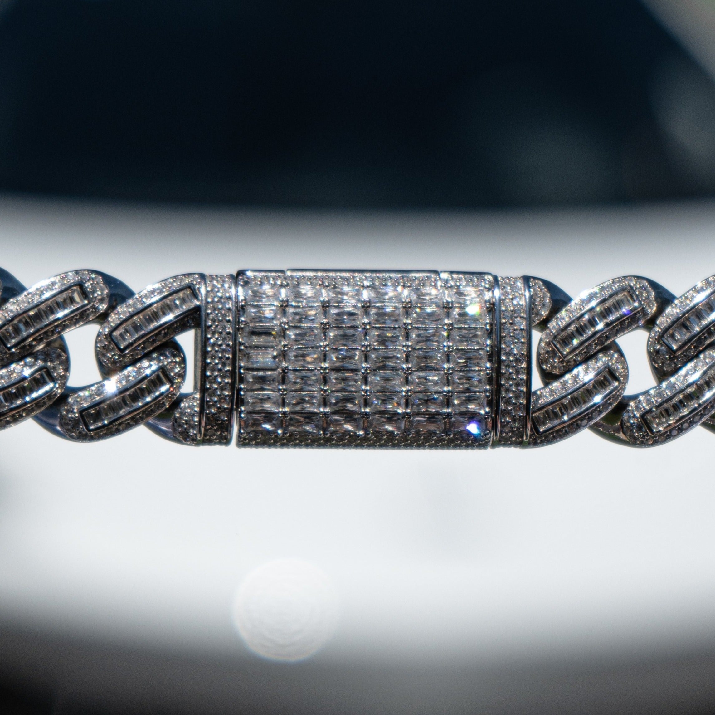 18mm Bugatti Link Chain - 18K White Gold · male-model