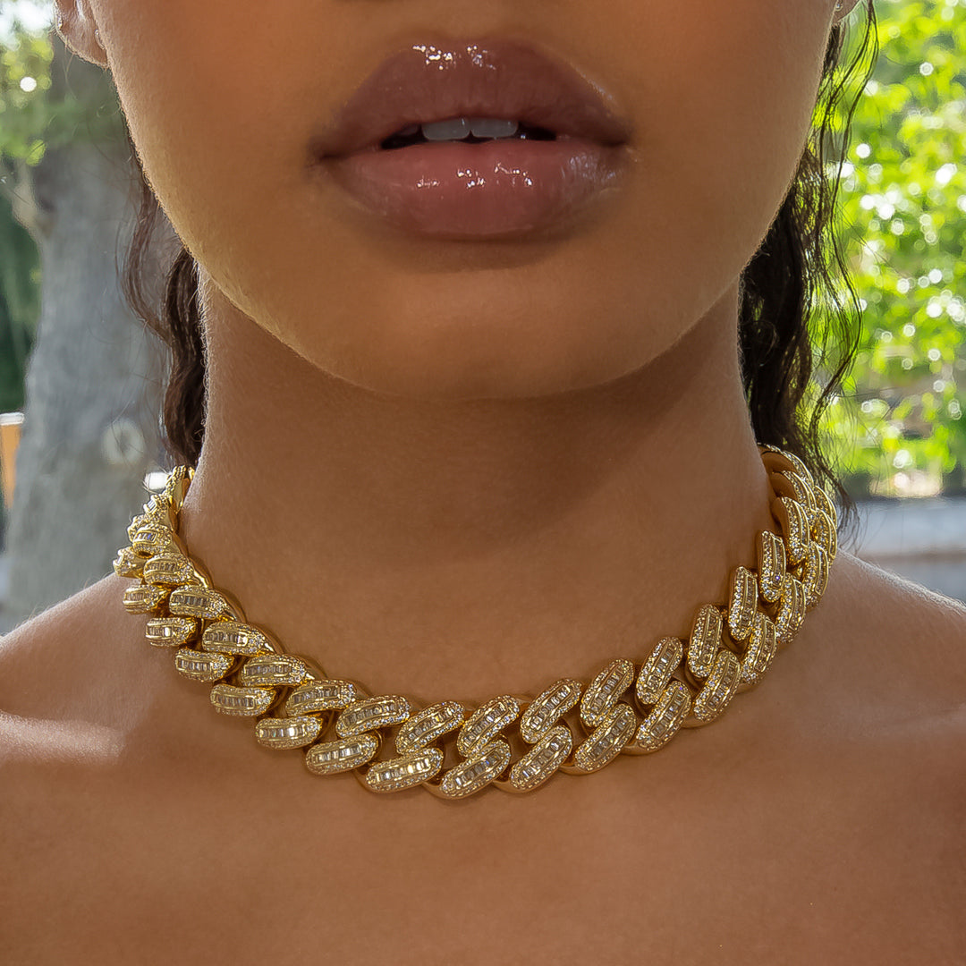 18mm Baguette Cuban Link Choker/ Necklace - 18K Yellow Gold · female-model