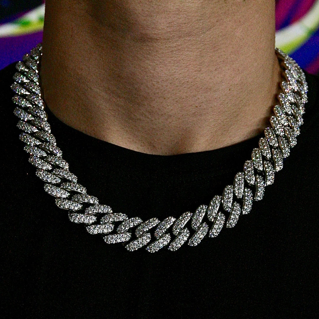 18mm Flower Set Cuban Link Chain - 18K White Gold · male-model
