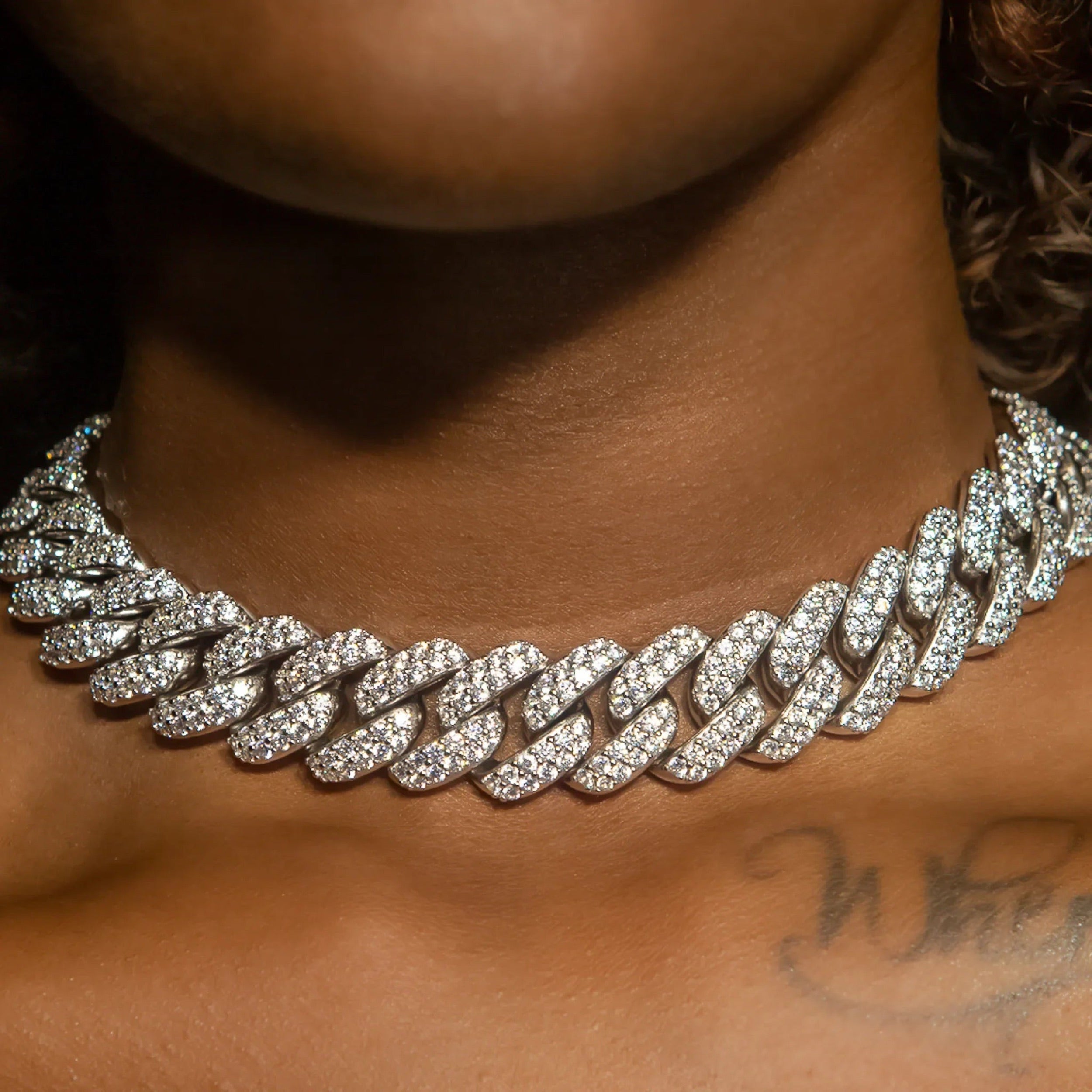 18mm Flower Set Cuban Link Choker/ Necklace in White Gold · female-model