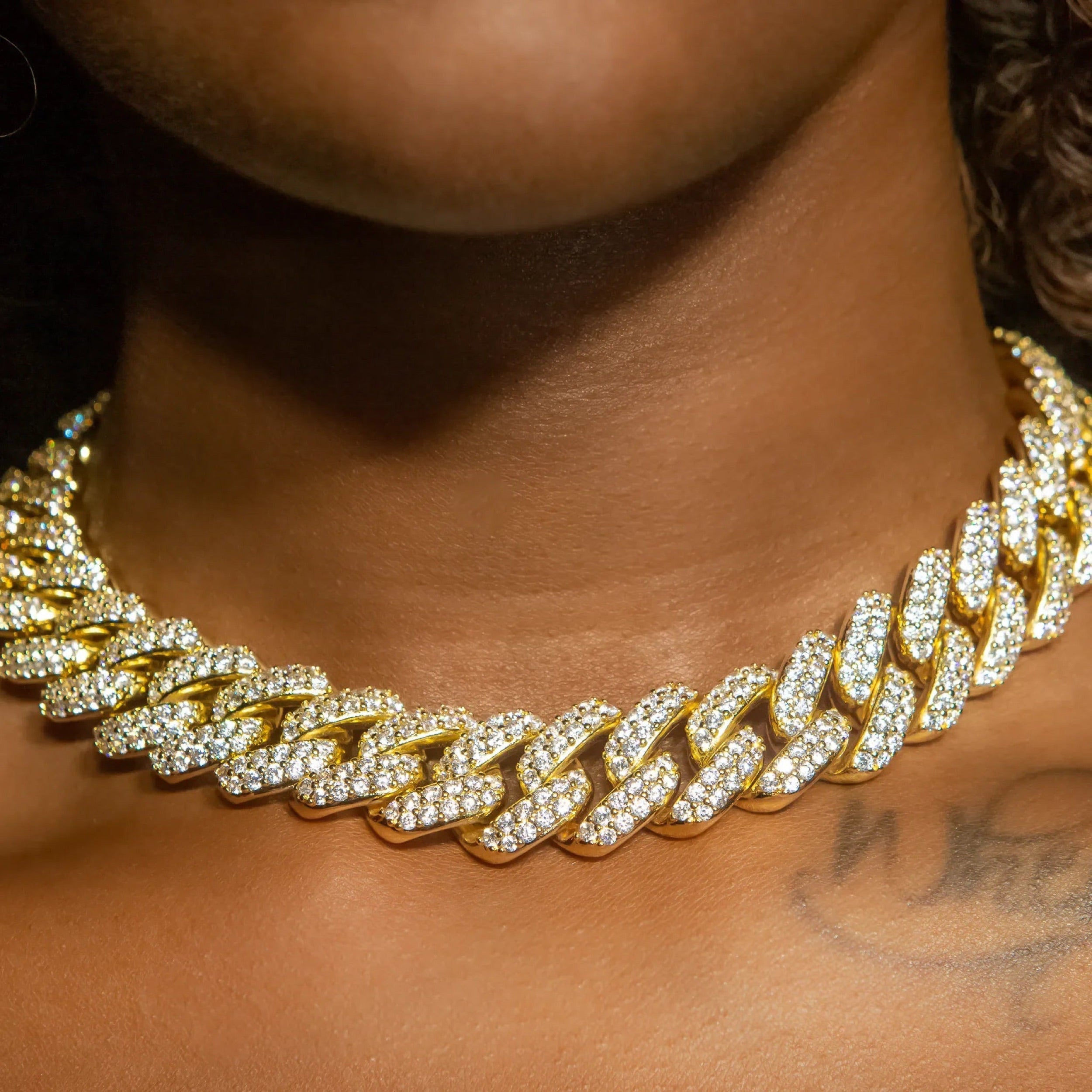 18mm Flower Set Cuban Link Choker/ Necklace in Yellow Gold · female-model