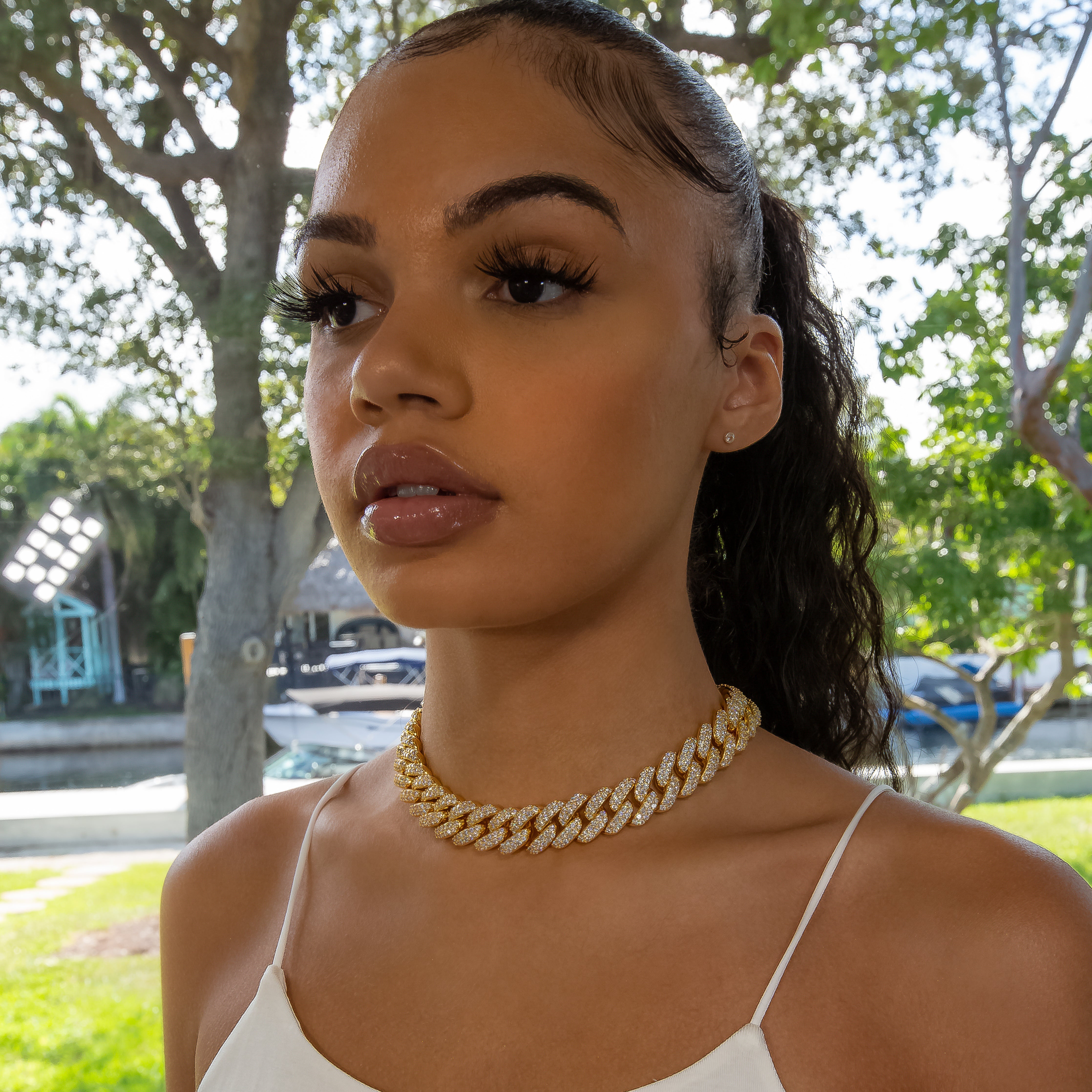 18mm Flower Set Cuban Link Choker/ Necklace - 18K Yellow Gold · female-model