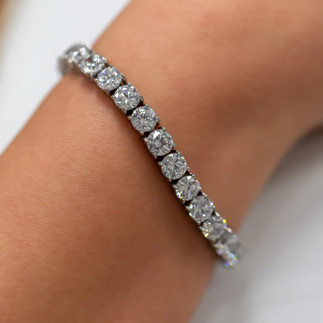 6mm White Gold Diamond Tennis Bracelet · female-model
