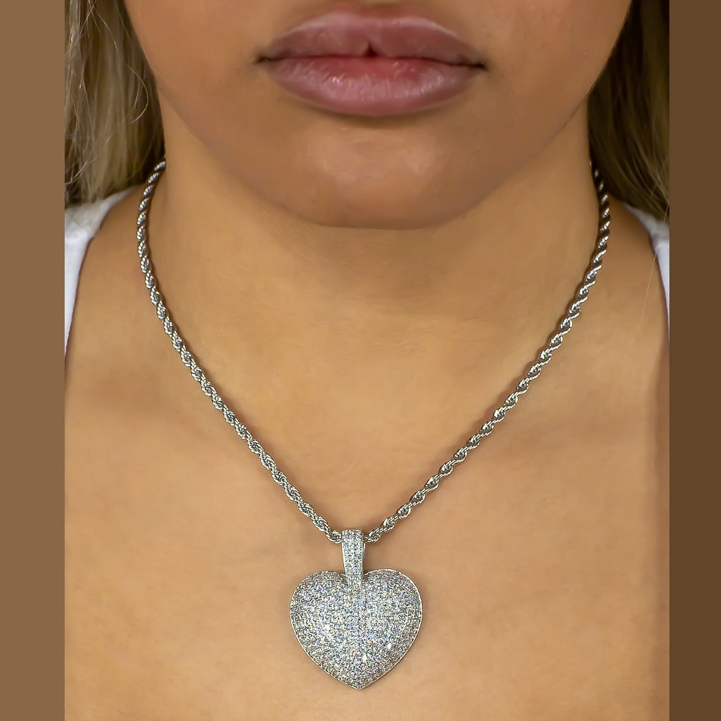Diamond Heart in 18K White Gold - product image · female-model