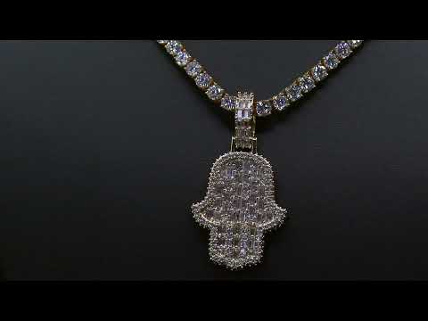 Iced Emerald Hamsa Hand in 18K Yellow Gold