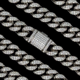 Cuban Link Chain in White Gold - 12mm
