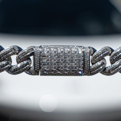 18mm Bugatti Link Chain - 18K White Gold · male-model