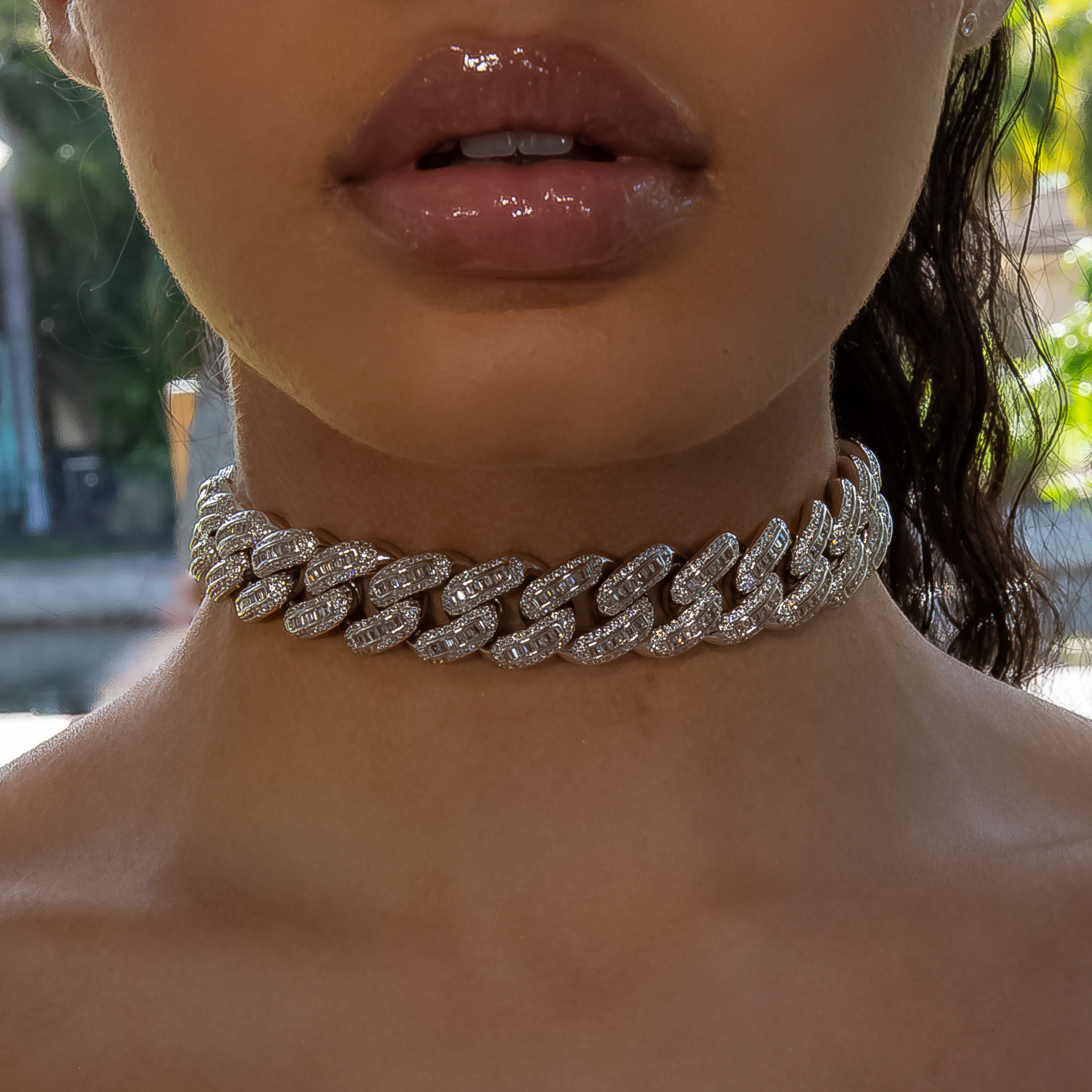 18mm Bugatti Link Choker/ Necklace - 18K White Gold · female-model