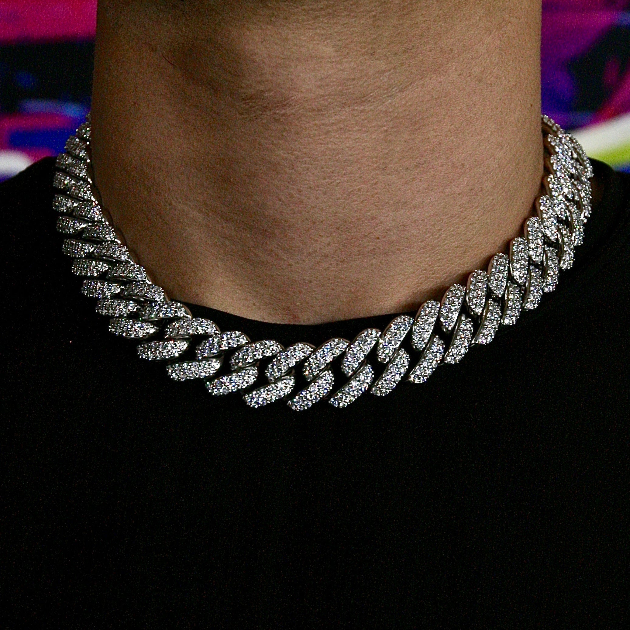 18mm Flower Set Cuban Link Chain - 18K White Gold · male-model