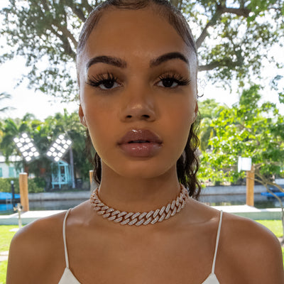 18mm Flower Set Cuban Link Choker/ Necklace - 18K Rose Gold · female-model