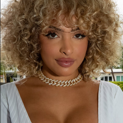 18mm Flower Set Cuban Link Choker/ Necklace - 18K Yellow Gold · female-model