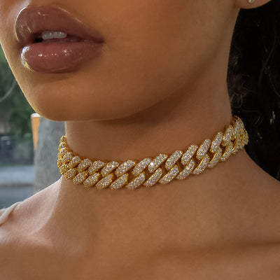 18mm Flower Set Cuban Link Choker/ Necklace - 18K Yellow Gold · female-model