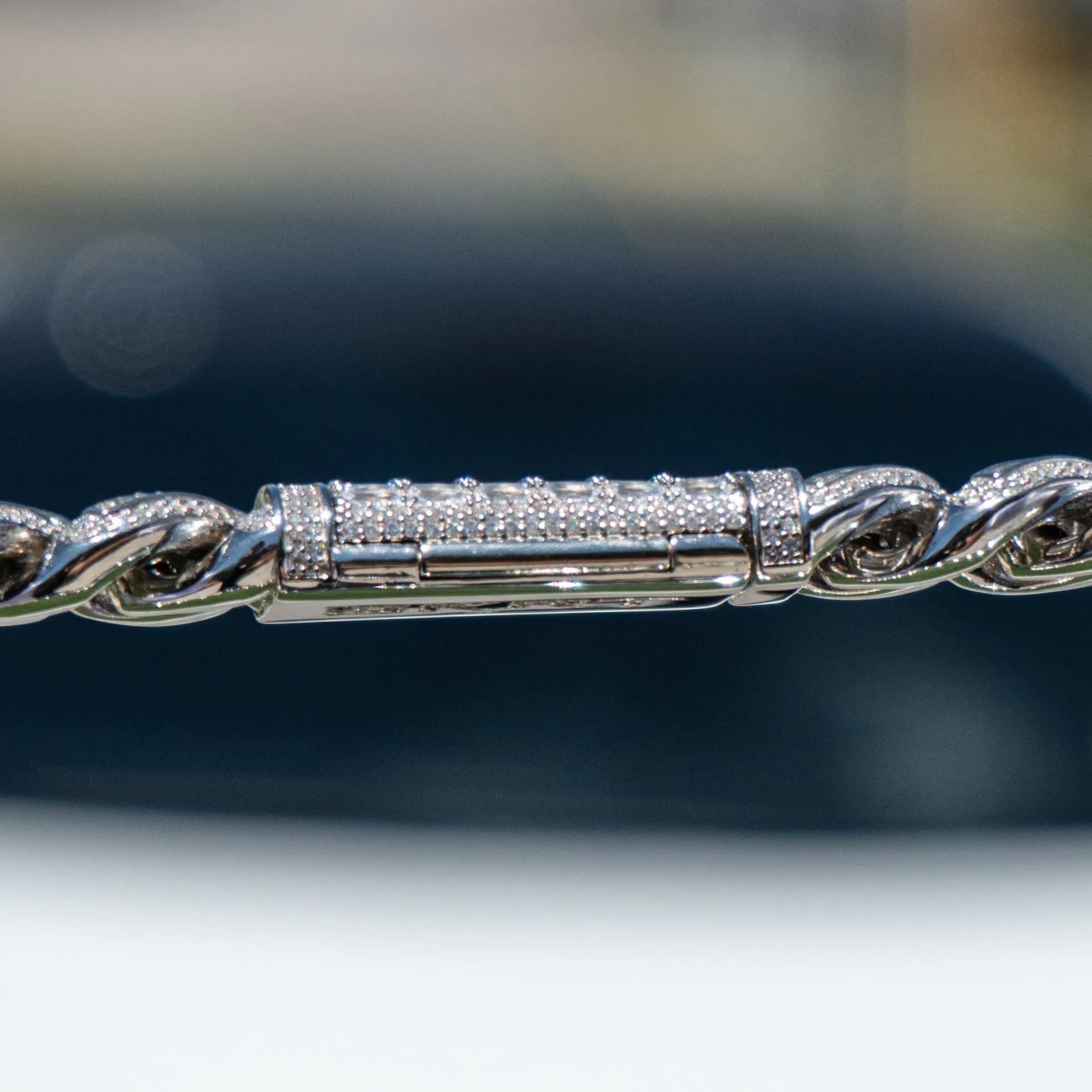 18mm White Gold Bugatti Link Bracelet