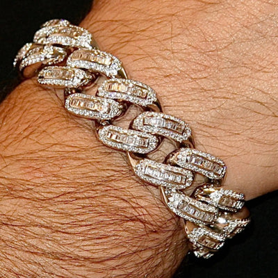 18mm White Gold Bugatti Link Bracelet · male-model