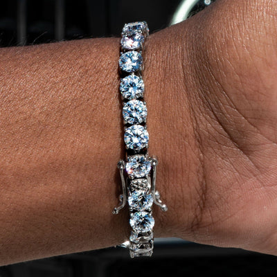 6mm White Gold Tennis Bracelet - 18K White Gold · male-model