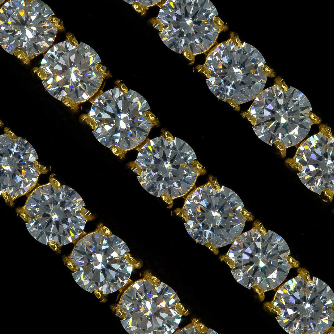 6mm Yellow Gold Diamond Tennis Bracelet · female-model