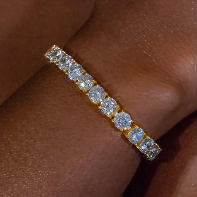 6mm Yellow Gold Diamond Tennis Bracelet · female-model