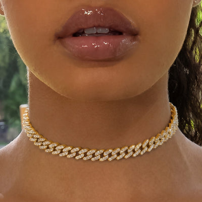 8mm Cuban Link Choker/ Necklace - 18K Yellow Gold · female-model
