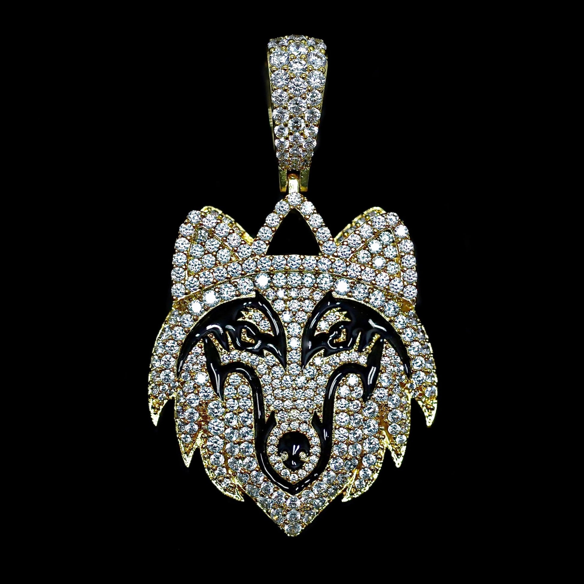 Diamond Wolf in 18K Yellow Gold